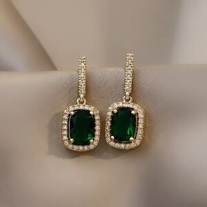 * NEW Emerald Green Crystal Elegant Square Gold Cubic Zirconia Diamond Earrings